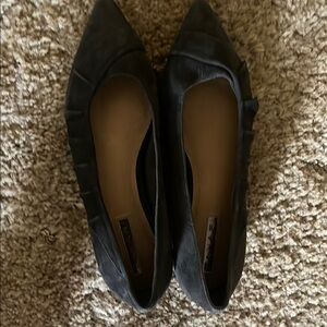 Tahari Black Leather Flats Minimalist Design